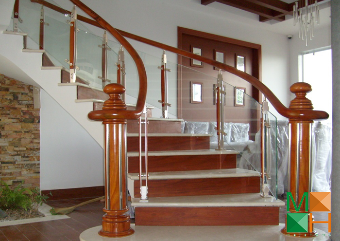 Địa chỉ cung cấp cầu thang gỗ hương uy tín nhất Địa chỉ cung cấp cầu thang gỗ hương uy tín nhất
